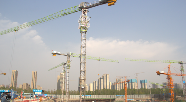 中联重科建筑起重机械5月产销再创新高，塔机与升降机同比大幅增长